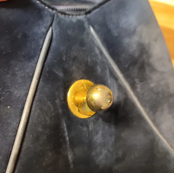 Vintage Rare Suede Gucci bag!! FIRM PRICE ‼️ - Picture 9 of 9